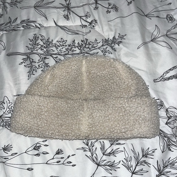 Women’s Beige Fuzzy Beanie - Picture 4 of 4
